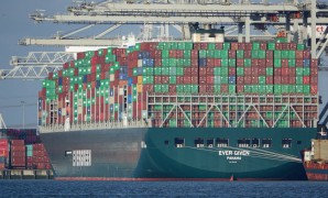 Bloqueio do canal do Suez mostra vulnerabilidade nas cadeias de abastecimento