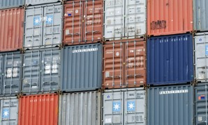 Como a “crise dos contentores” está a afectar o comércio internacional